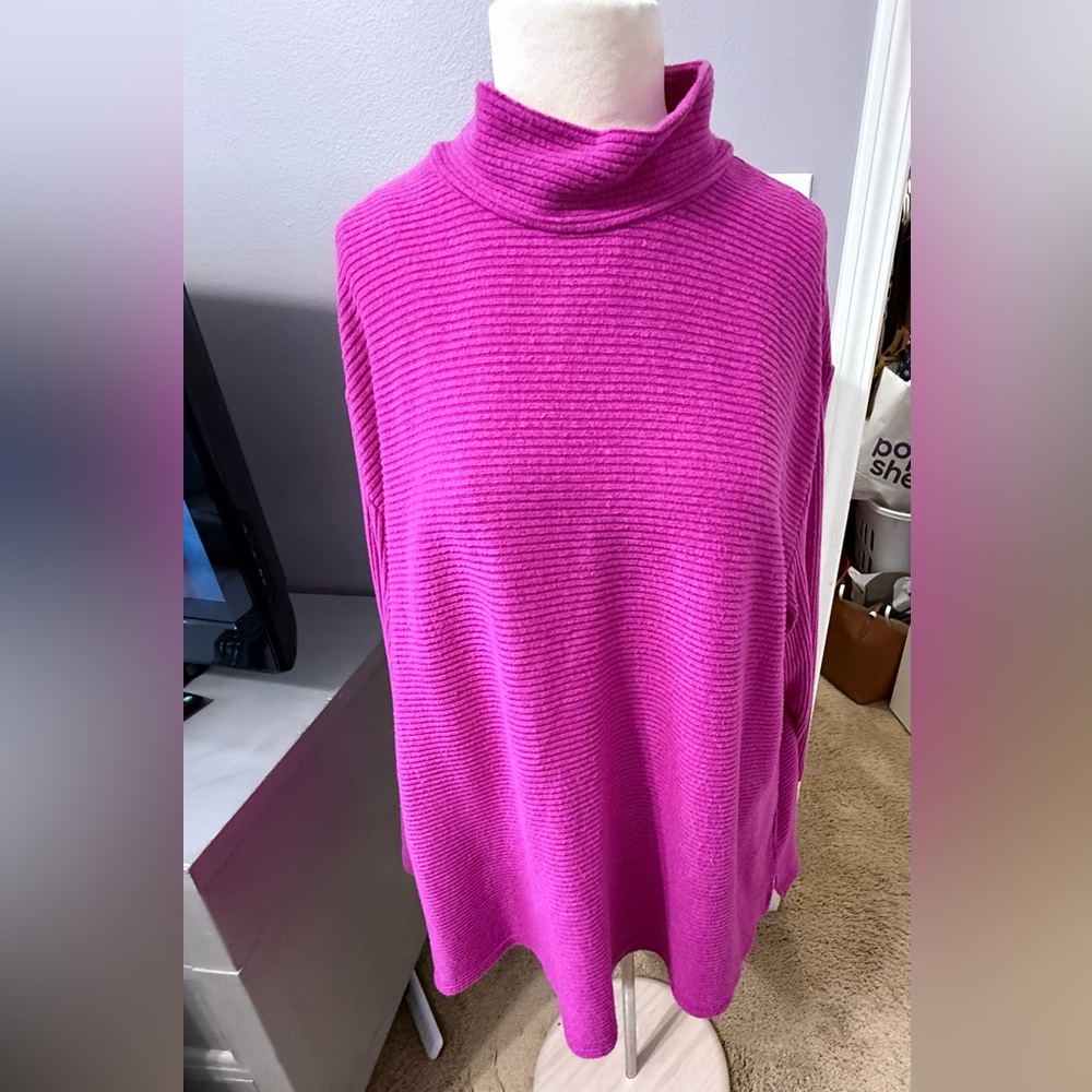 Lane Bryant | Vibrant Pink Ribbed Tunic | 18/20